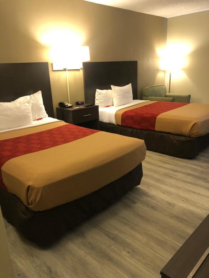 Econo Lodge Metro Arlington Ngoại thất bức ảnh