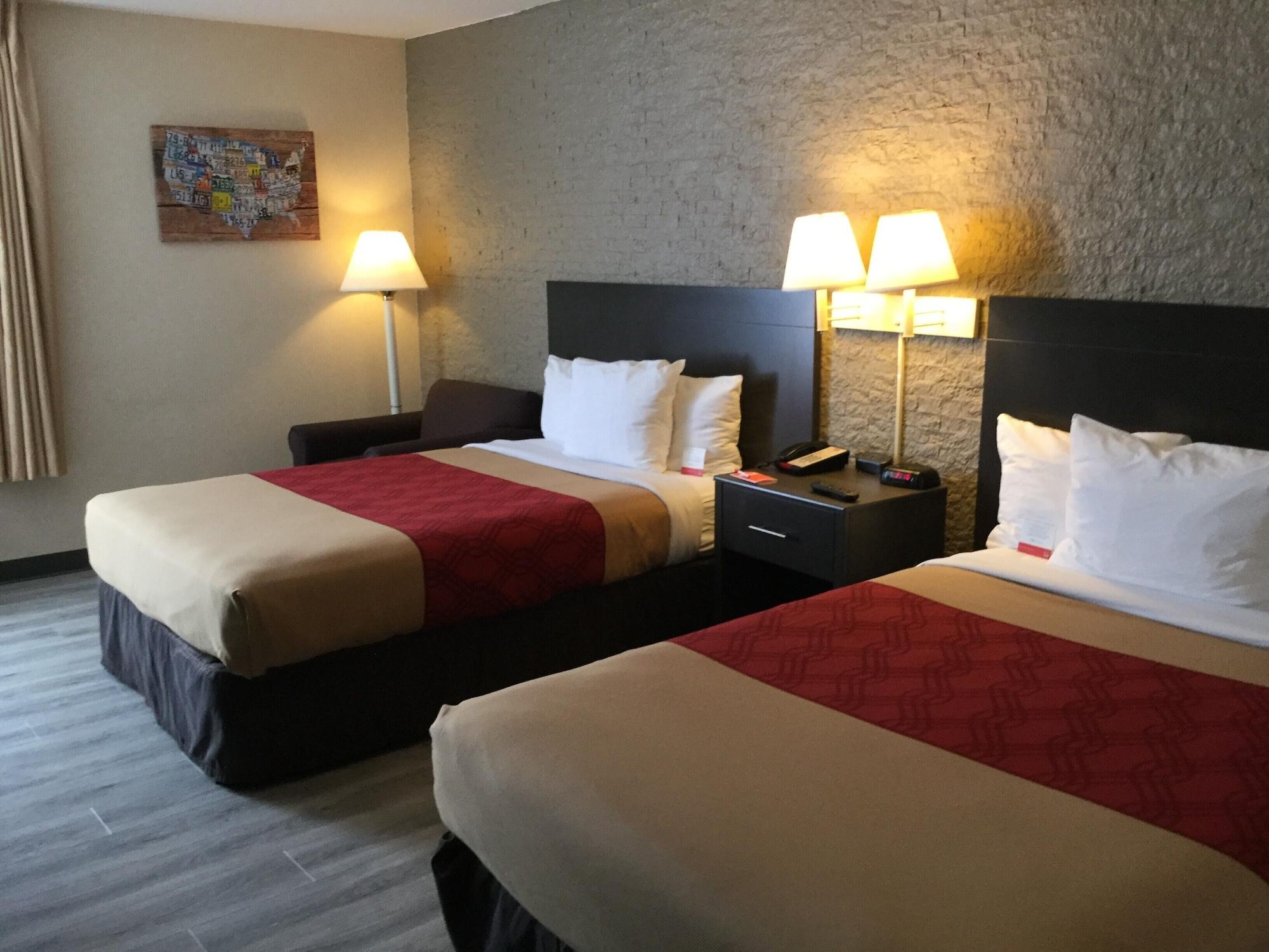 Econo Lodge Metro Arlington Ngoại thất bức ảnh