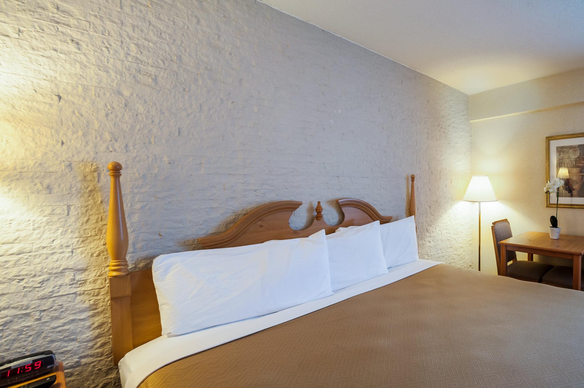 Econo Lodge Metro Arlington Ngoại thất bức ảnh