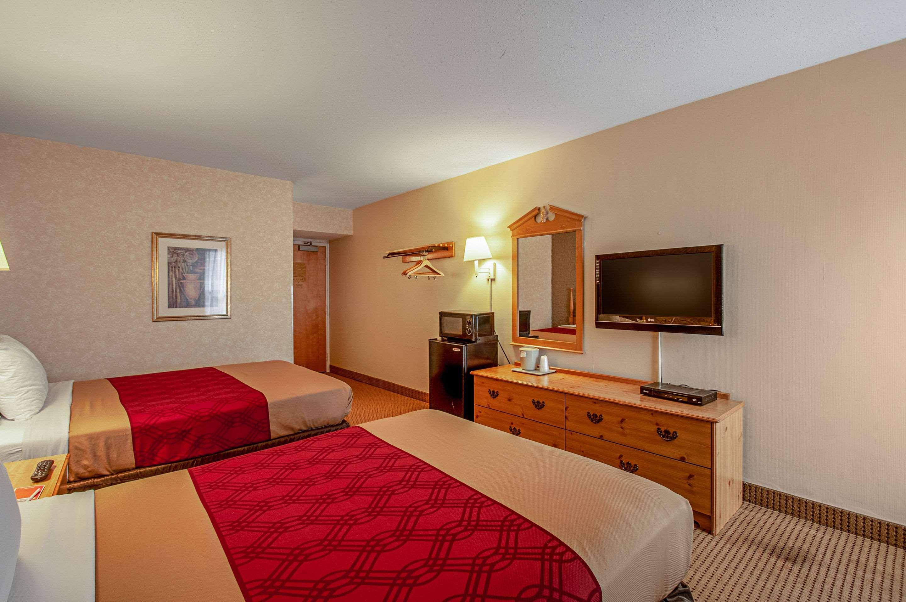 Econo Lodge Metro Arlington Ngoại thất bức ảnh