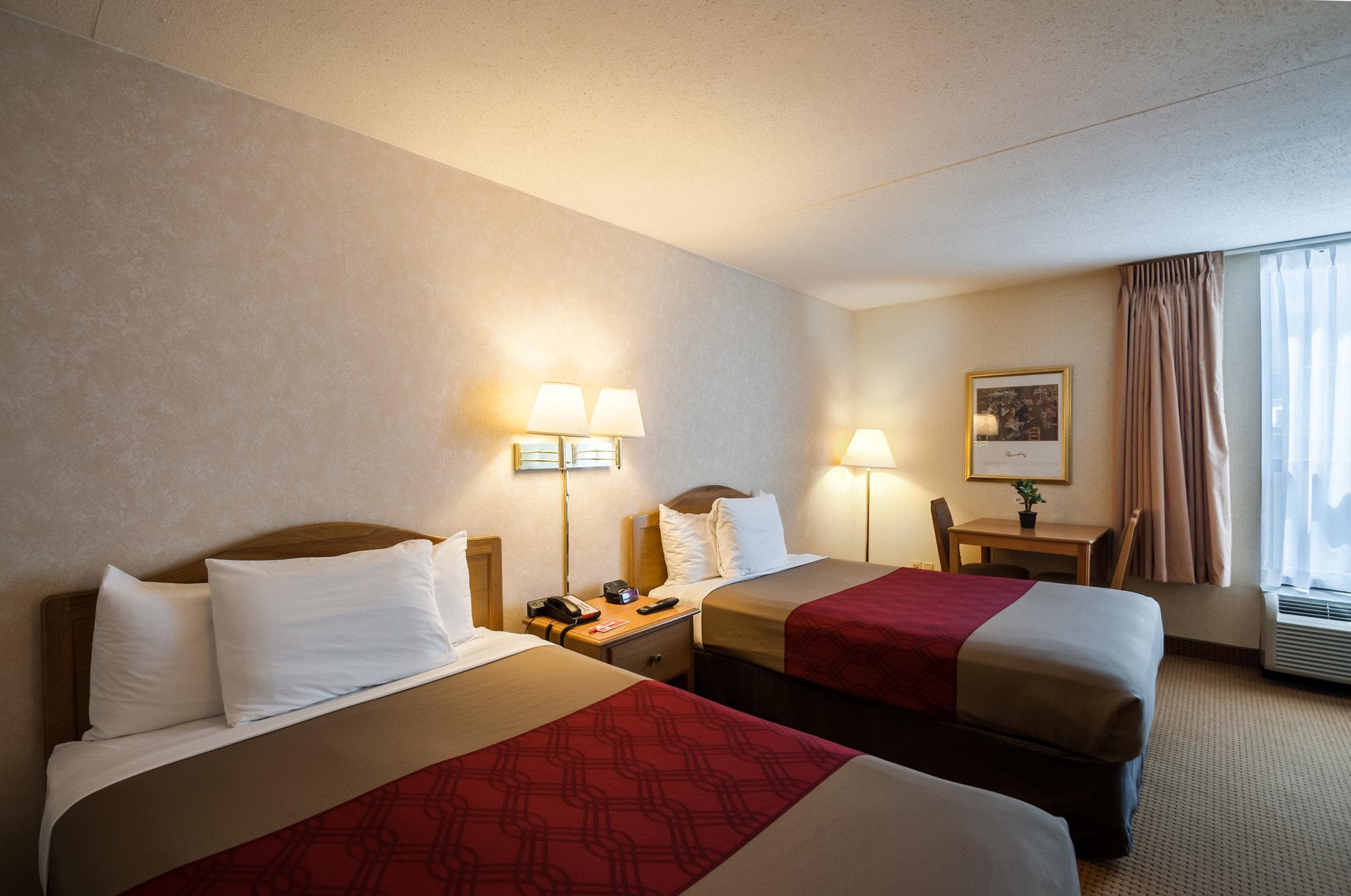 Econo Lodge Metro Arlington Ngoại thất bức ảnh