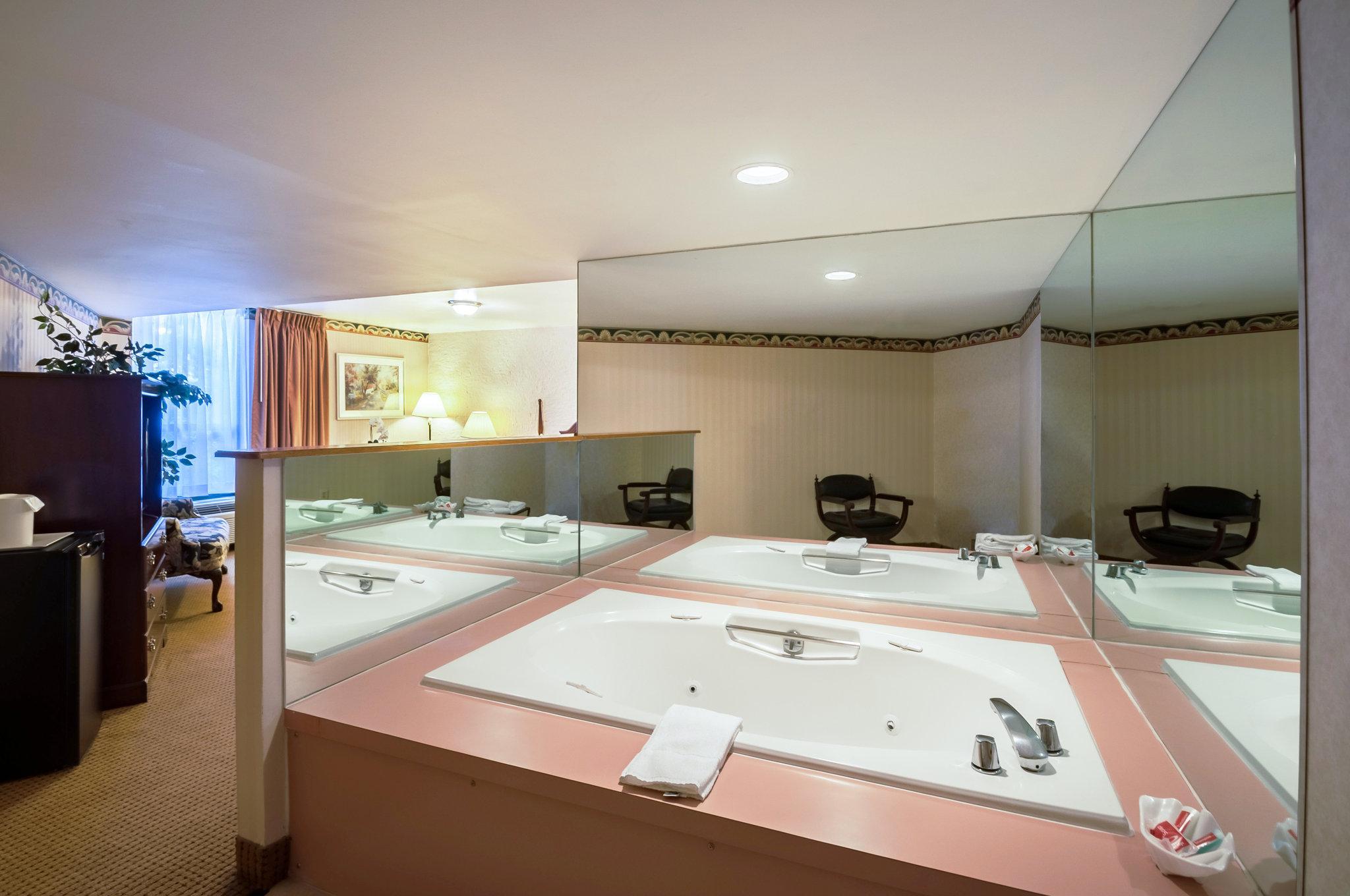 Econo Lodge Metro Arlington Ngoại thất bức ảnh