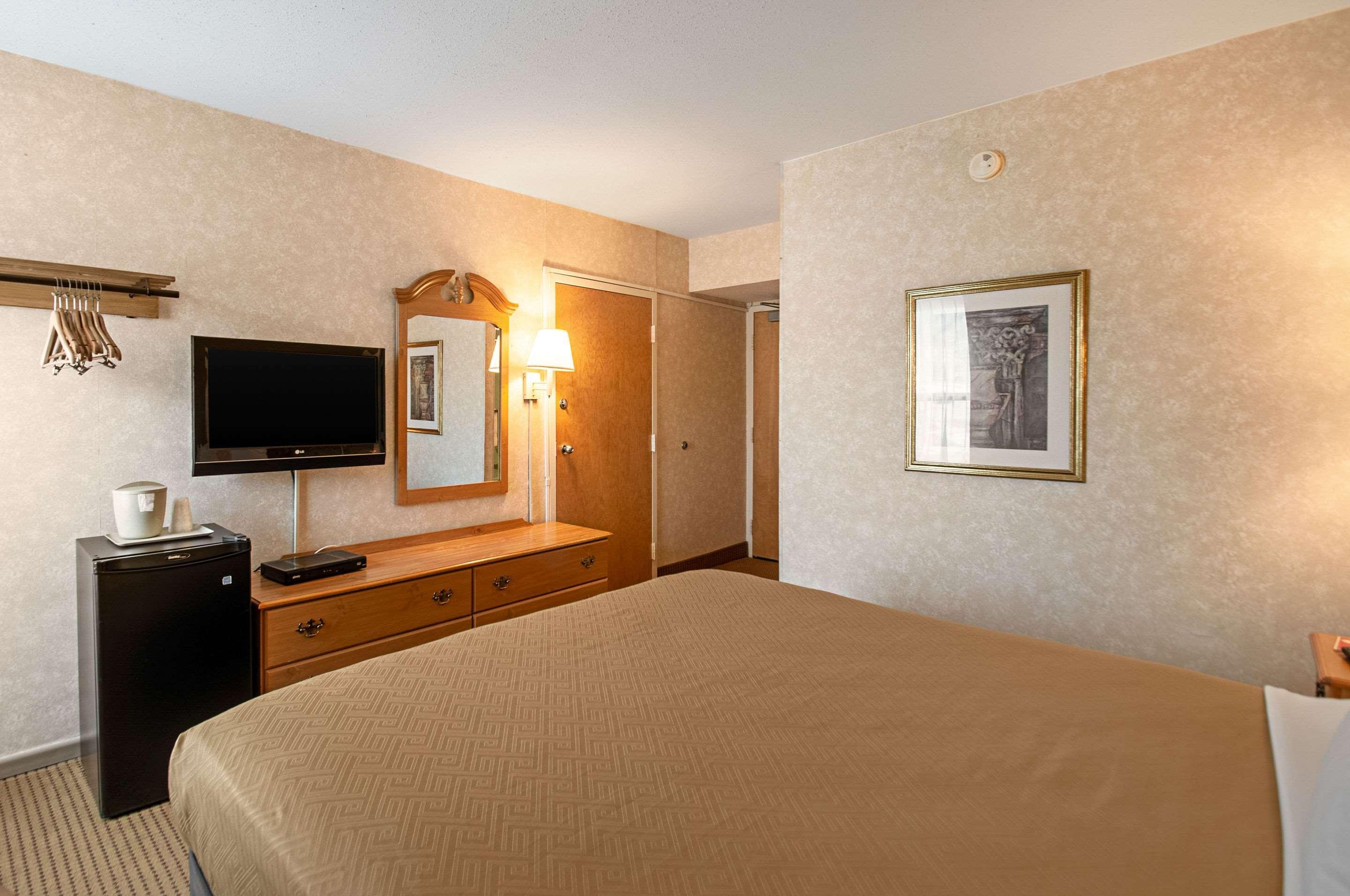 Econo Lodge Metro Arlington Ngoại thất bức ảnh