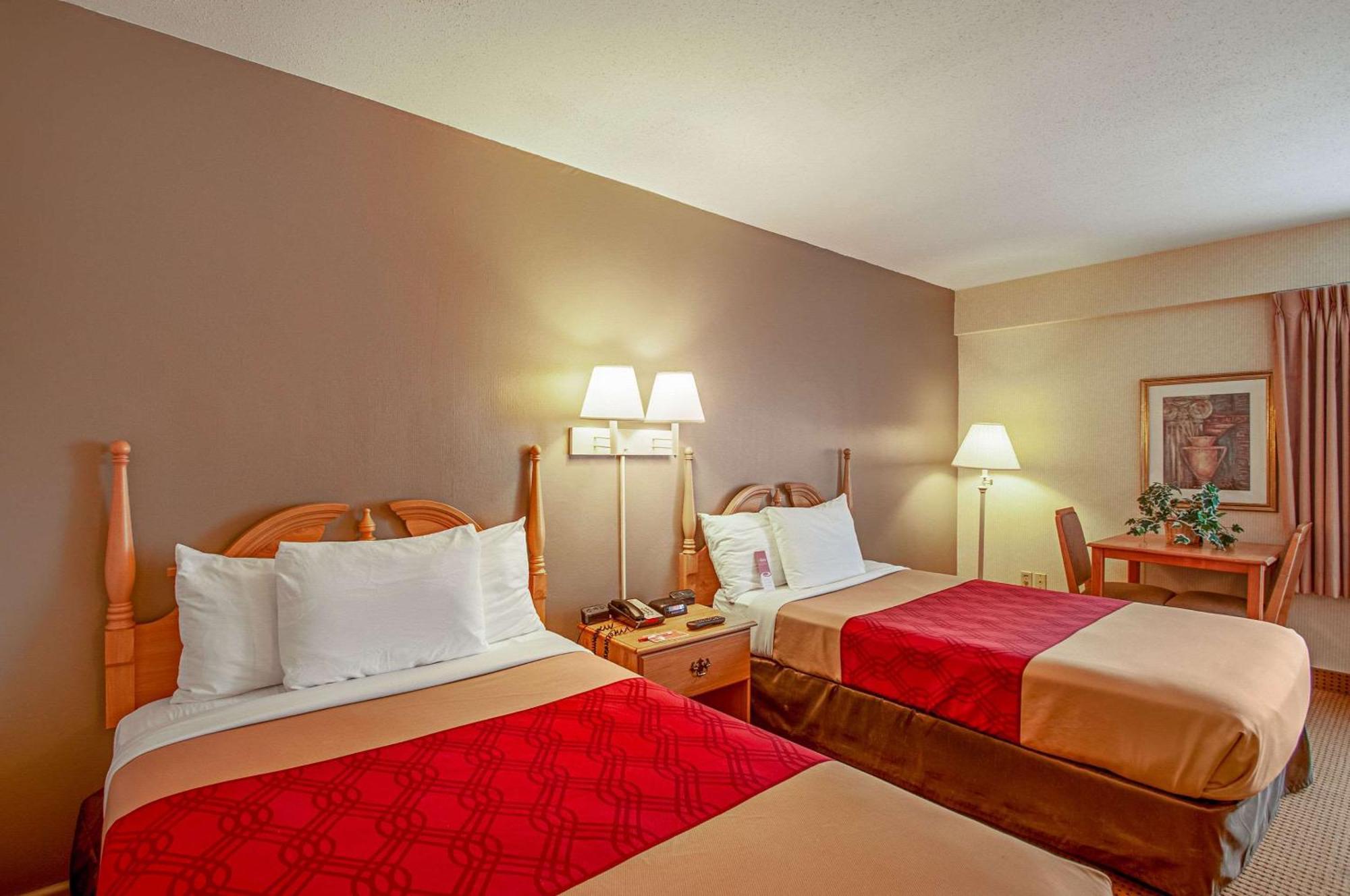 Econo Lodge Metro Arlington Ngoại thất bức ảnh
