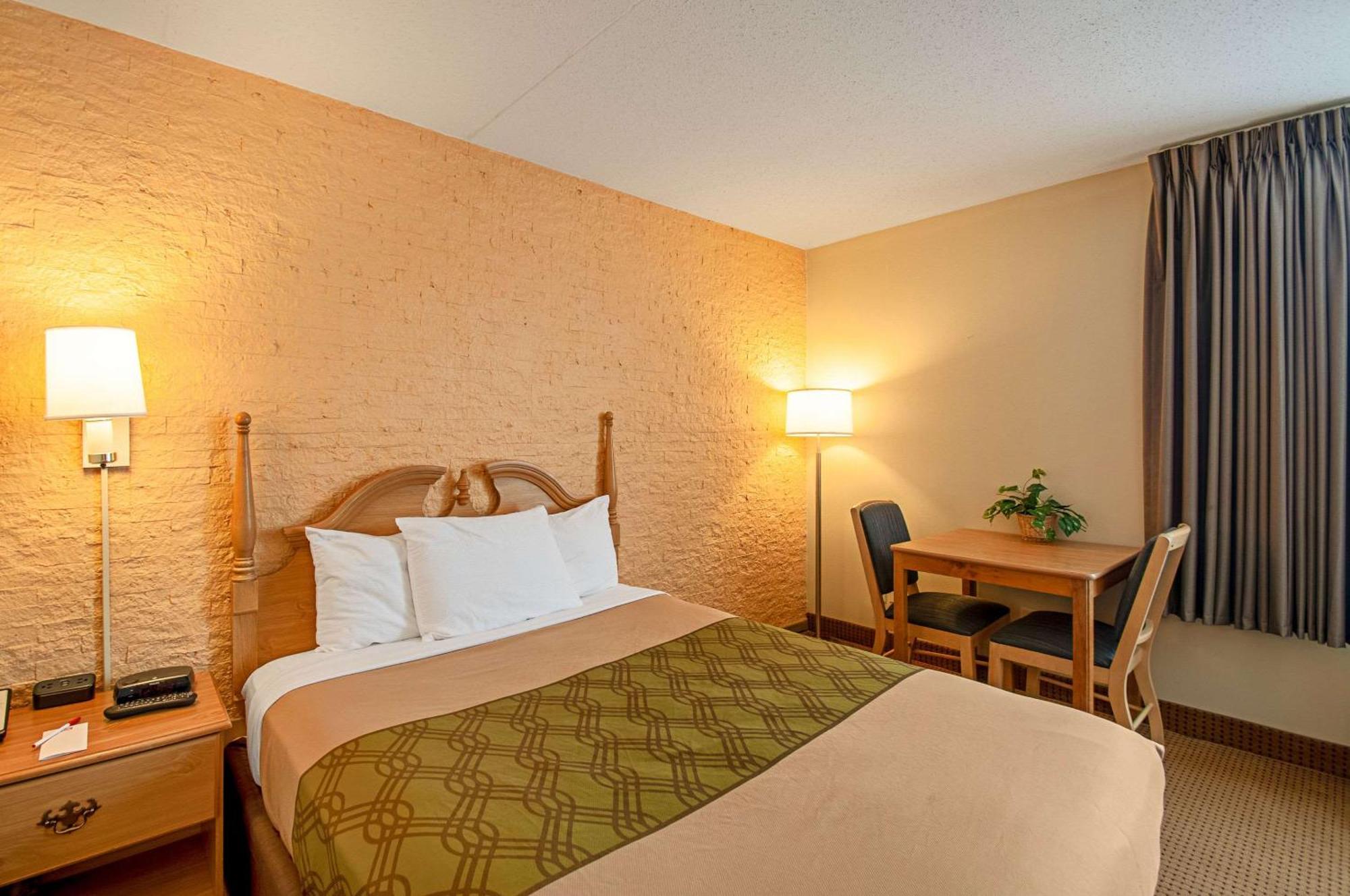 Econo Lodge Metro Arlington Ngoại thất bức ảnh